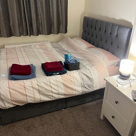 Apartament 2 St Judes Court D24H1X4 Students Only Dublin Zewnętrze zdjęcie